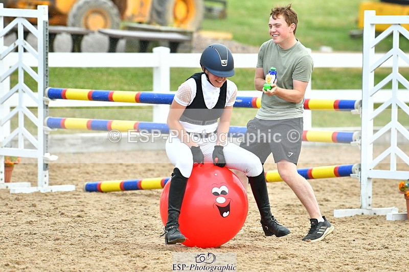 230609A-175906-01985 - Jolly Jumps Ride and Run