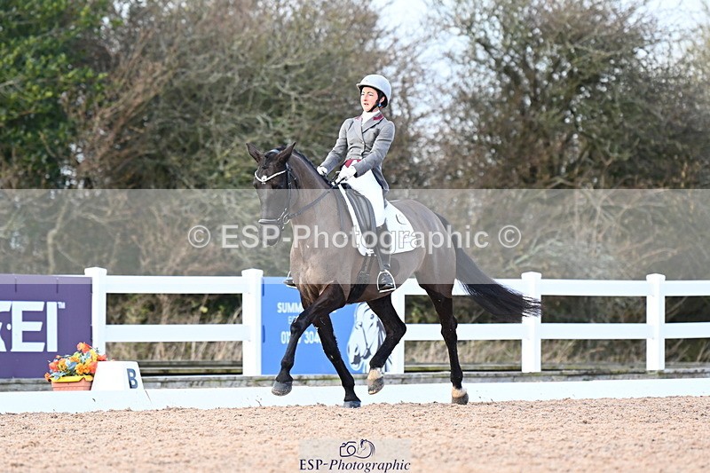 240218A-140105-08535 - 152-Beth.Miller-Lillie.Langtry