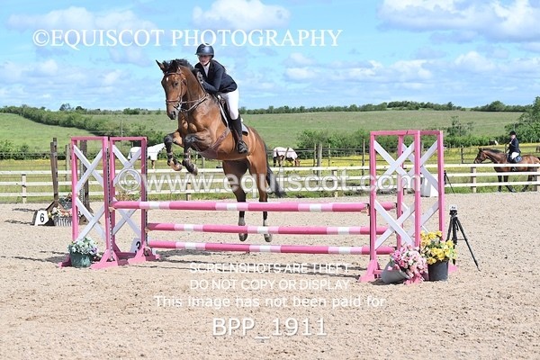BPP_1911 - CLASS 18 SUN British Novice/ 90cm Open