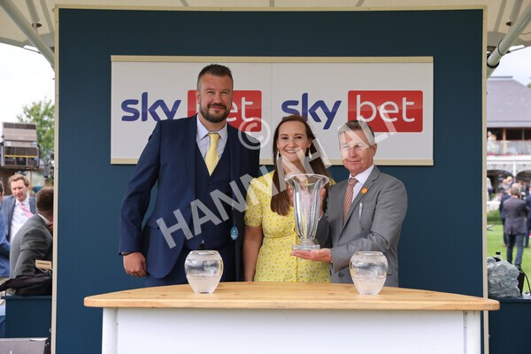 yr18082022r1-61 - Race 1 1.50pm Sky Bet Lowther Stakes