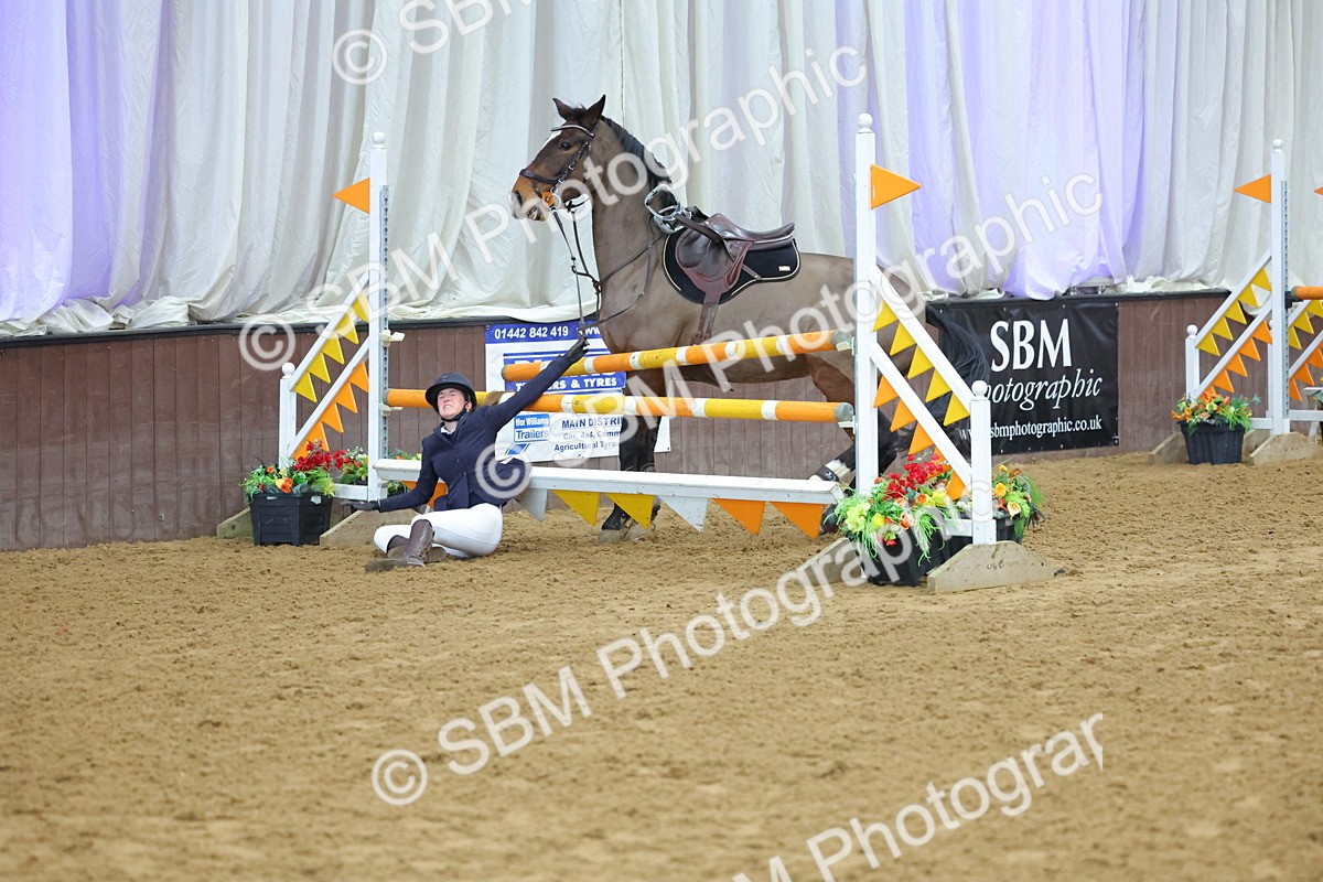 SBM_010598 - Class 23 - Senior Newcomers/ 1.10m Open - First Round (1.10m)