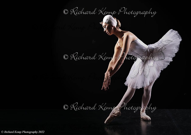 010522-4757w - Performance
