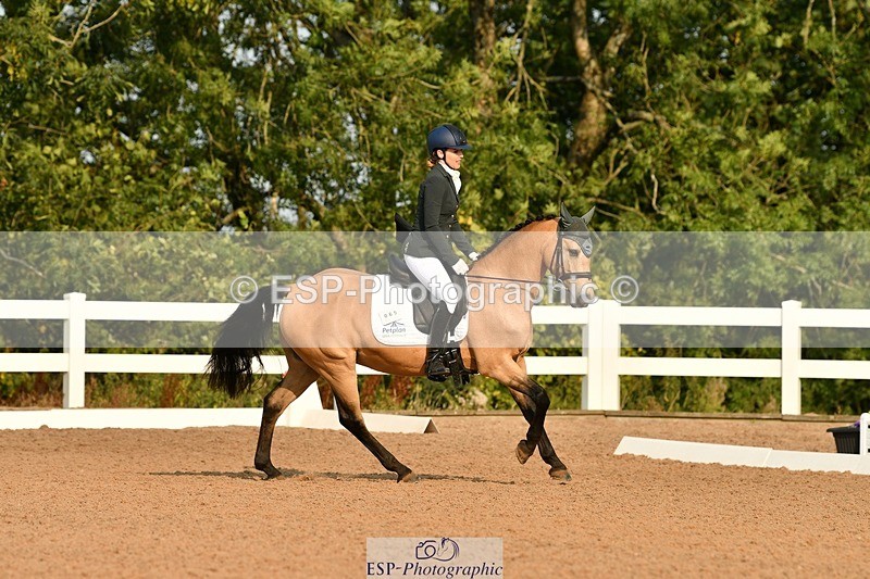 250817-090932-06786 - 065-Nicky.TurriffMyshall.Robby