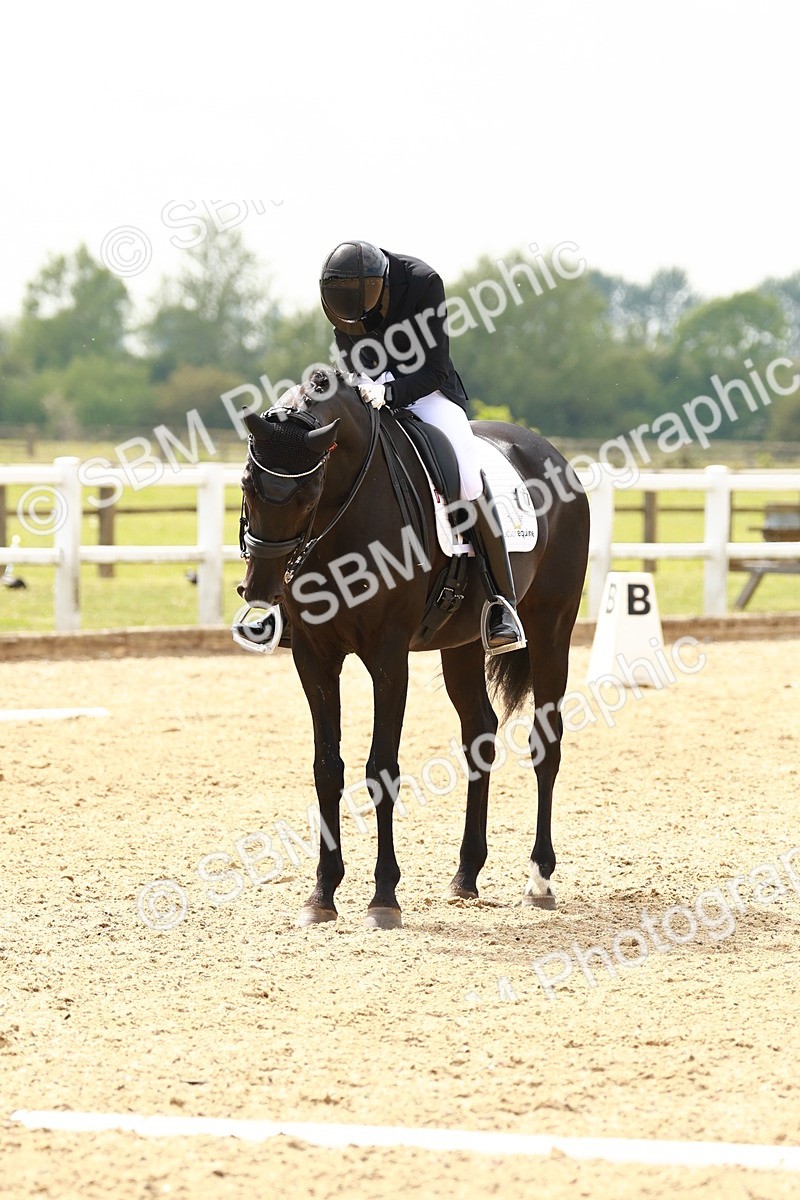 0B8A7112 - Class 12 - Medium 4