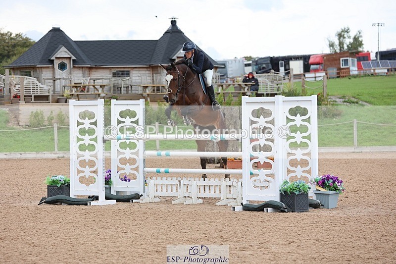 250911-122758-01467 - Cls 3 Snr Foxhunter