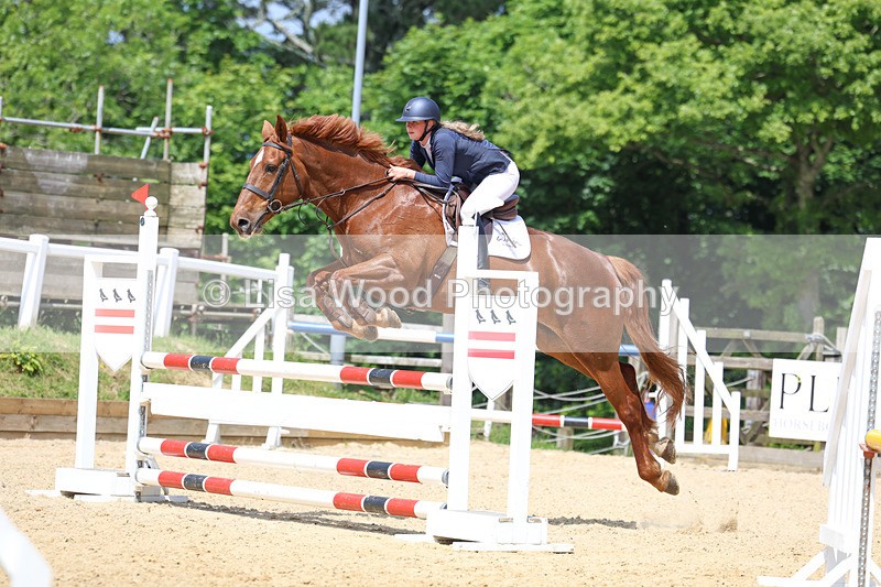 3E7A0357 - Class 10: Senior 95cm open