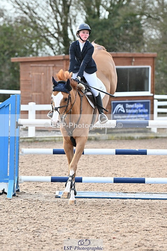 231208A-134236-00974 - Cls 6 Foxhunter & 1.20m Open