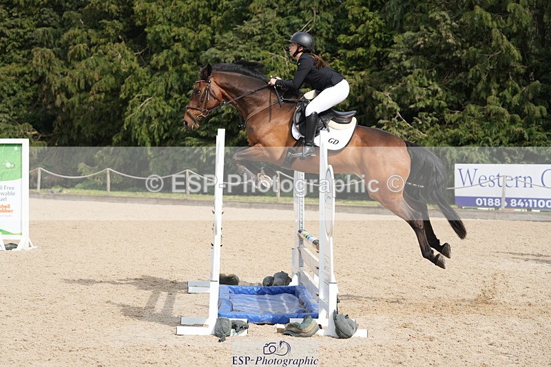 260322A-130003-01763 - 12 Newcomers 1m 10 Open