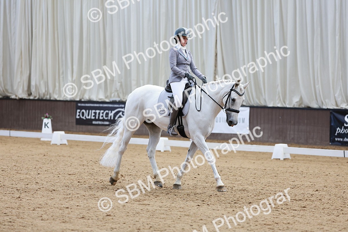 SBM_008126 - Class 6b - Novice 6 - 9.28-10.41