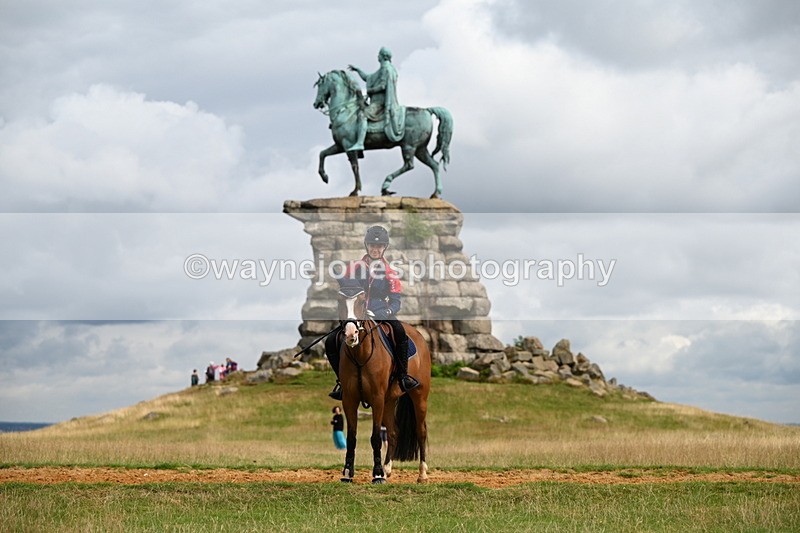 DSC_4384 - Time at Statue 09:50 to 11:09