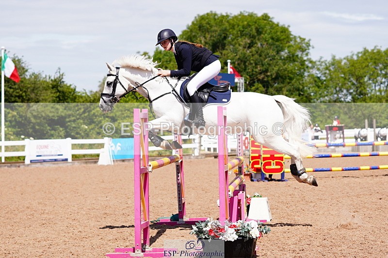 240629A-115640-05112 - Cls 18 Newcomers and 1m Open