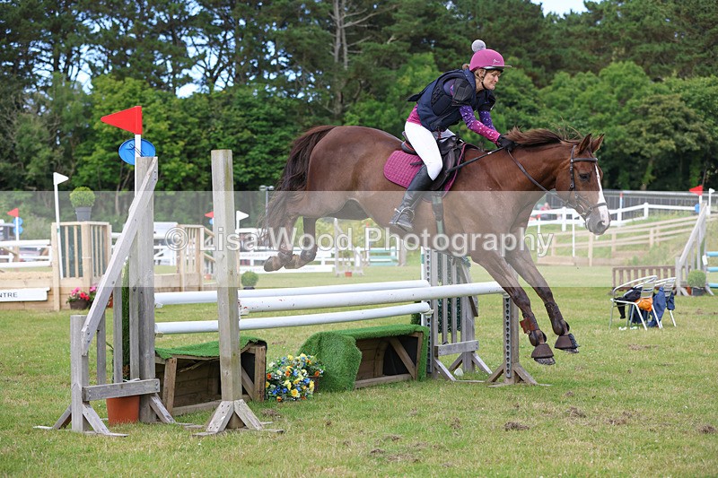 3E7A8300 - Sandra Hood