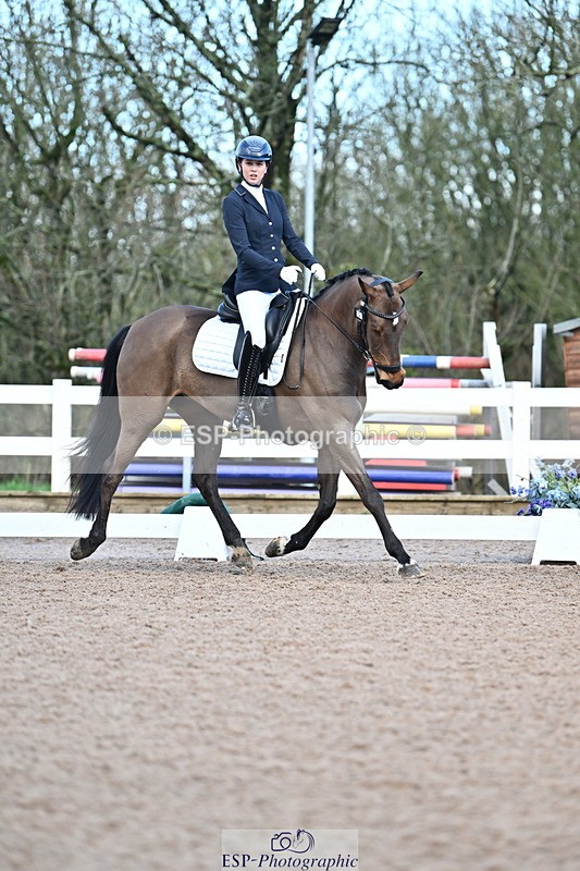 240218A-110343-05789 - 131-Lauren.Burrows-Active.Vogue