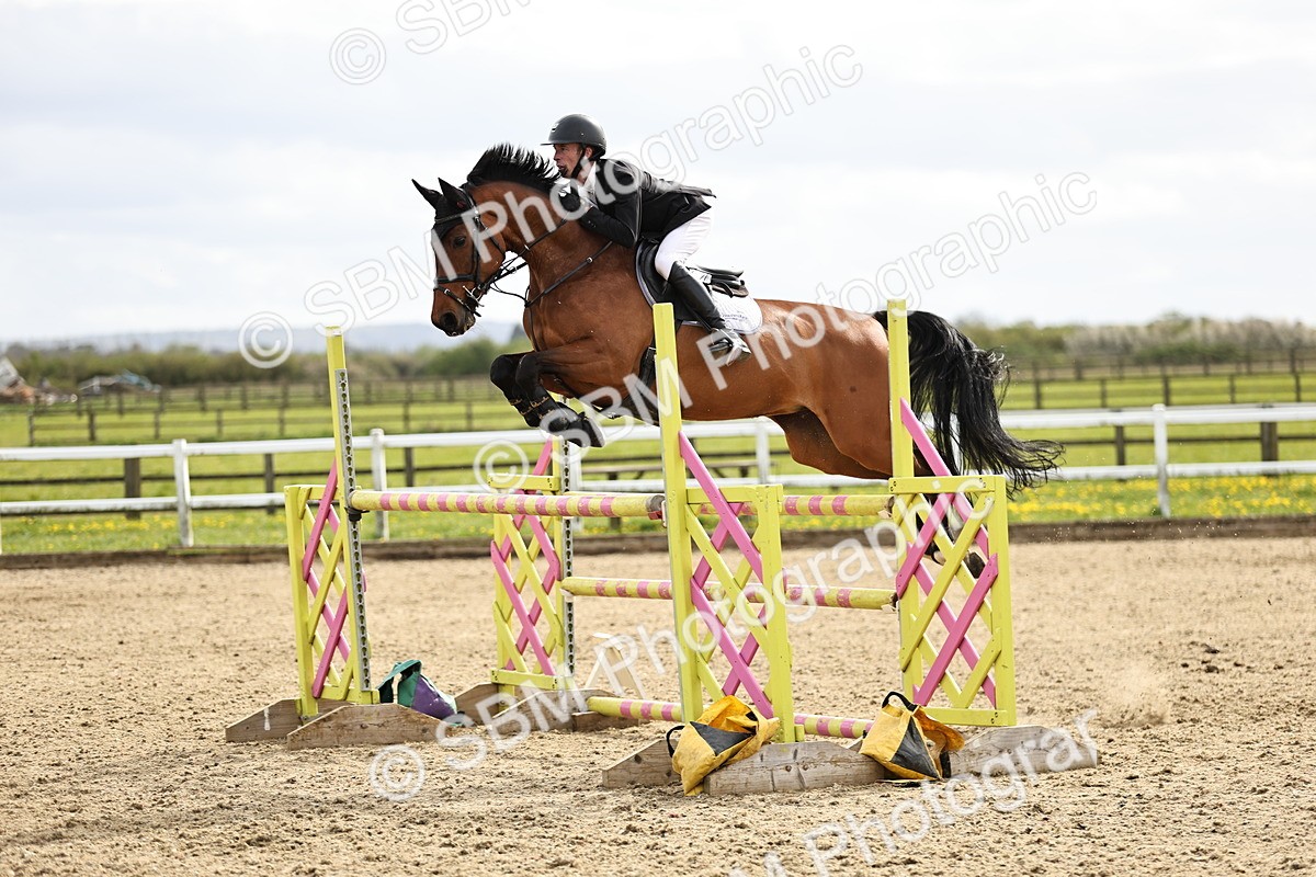 SBM_001609 - Class 5 -Senior Foxhunter - 1.20m