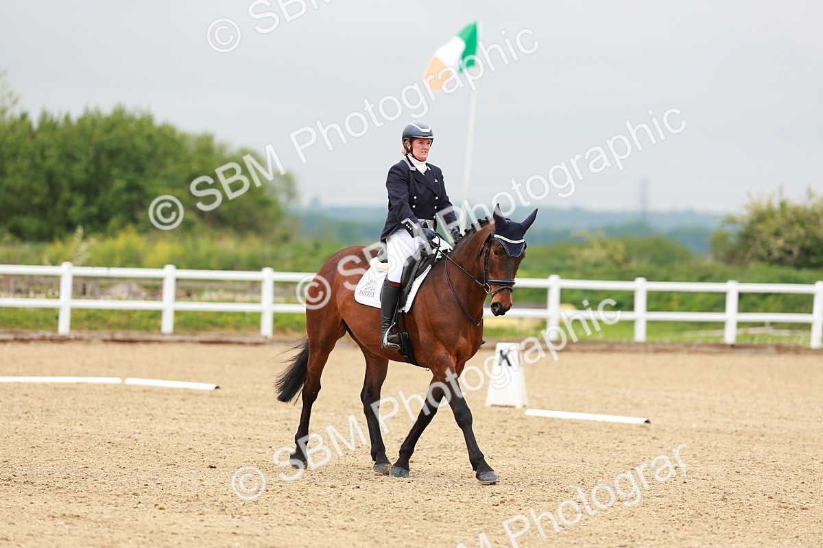 SBM_004668 - Class 15 - Novice 5