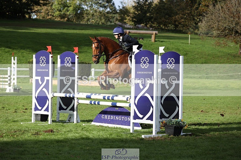 231022-141914-28183 - 476-MONARTS.MASTERCLASS-Laura.Bostock-TrotUp+SJ