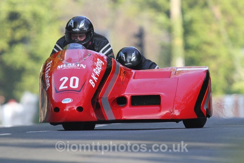 IMG_5501 - Thursday Practice - TT 2013 Side Car
