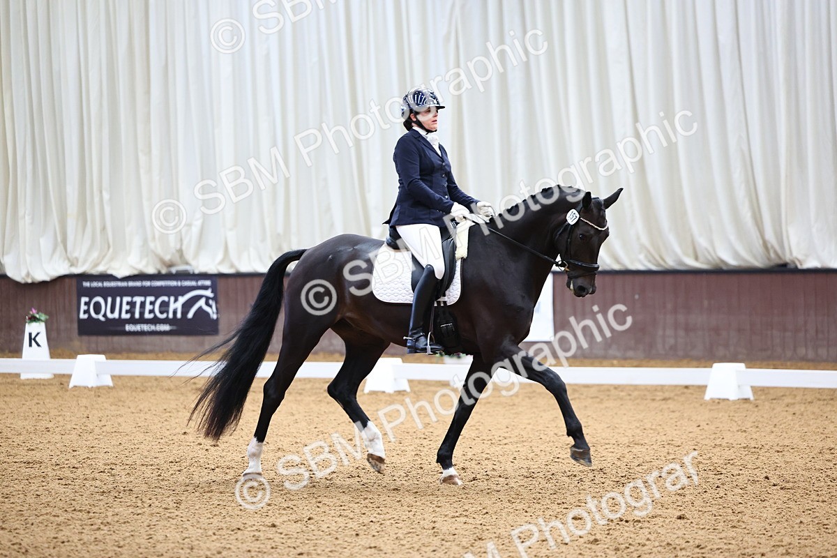 SBM_005347 - Class 5 - Novice 6 - 9.30-10.33