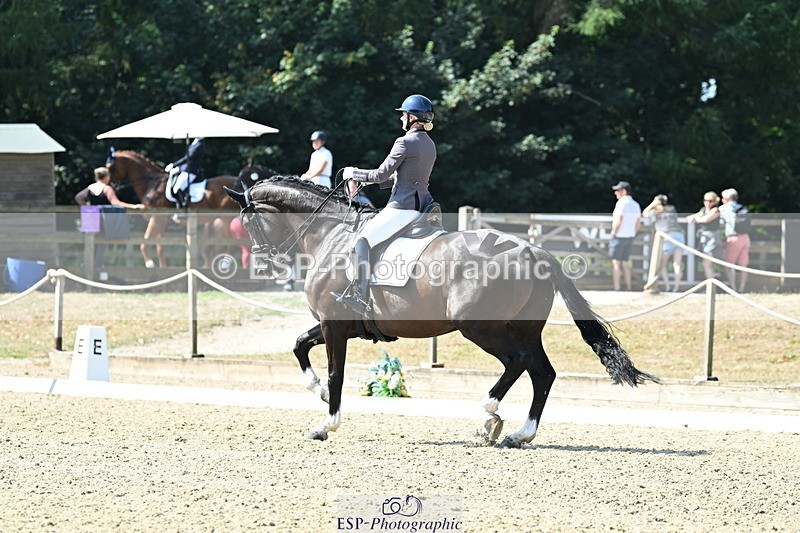 250810A-113009-05977 - 119-Lucy.BakerLast.Dancer