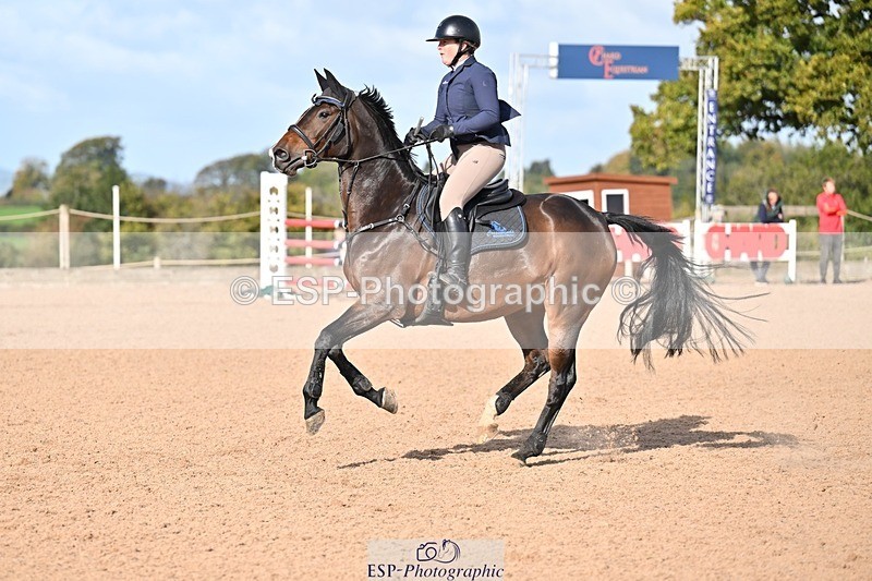 251005-105143-02880 - Cls 15 Foxhunter and 1.20m