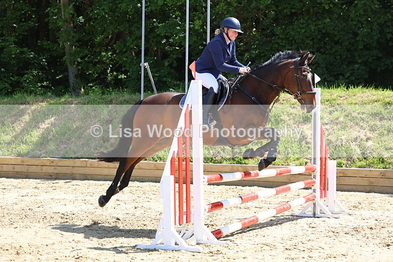 3E7A9640 - Class 8: Senior 80cm