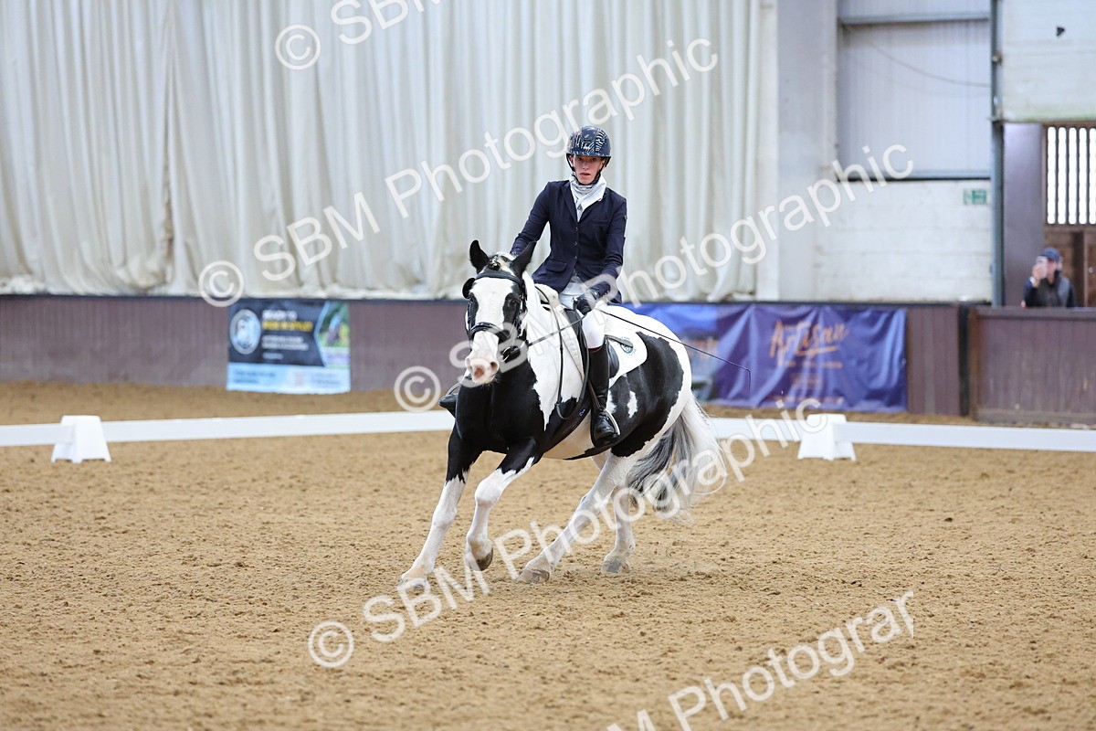 SBM_002615 - Novice