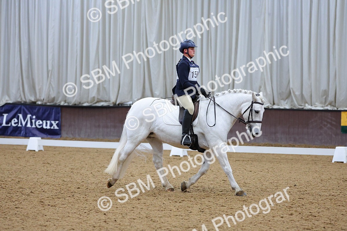 SBM_003863 - Novice