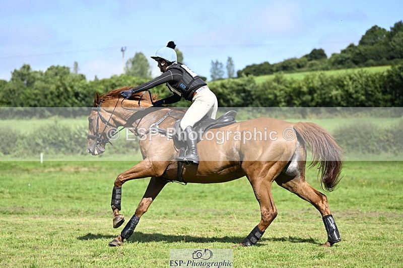 240811A-105957-01300 - 058