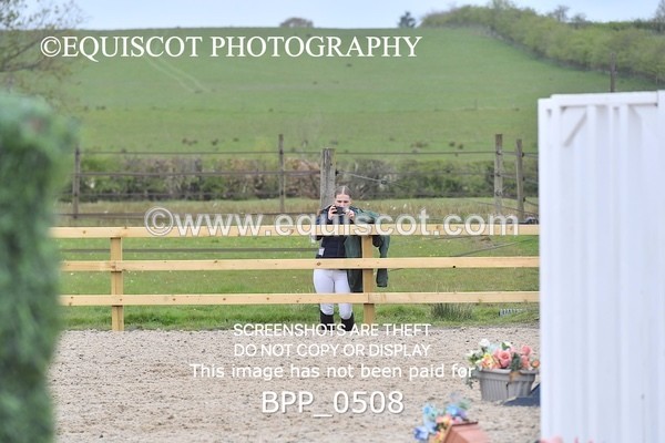 BPP_0508 - CLASS 4 FRI Senior Newcomers/ 1.10m Open