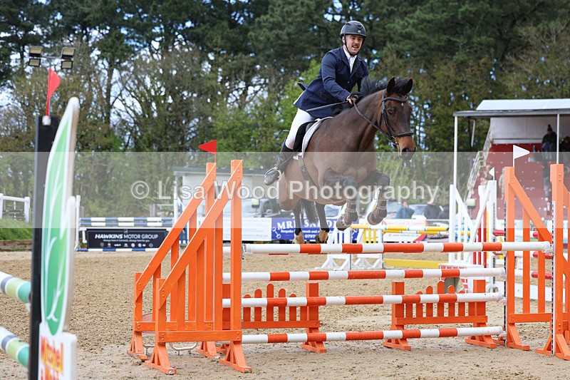 3E7A1906 - Class 7: Senior Newcomers/1.10m open