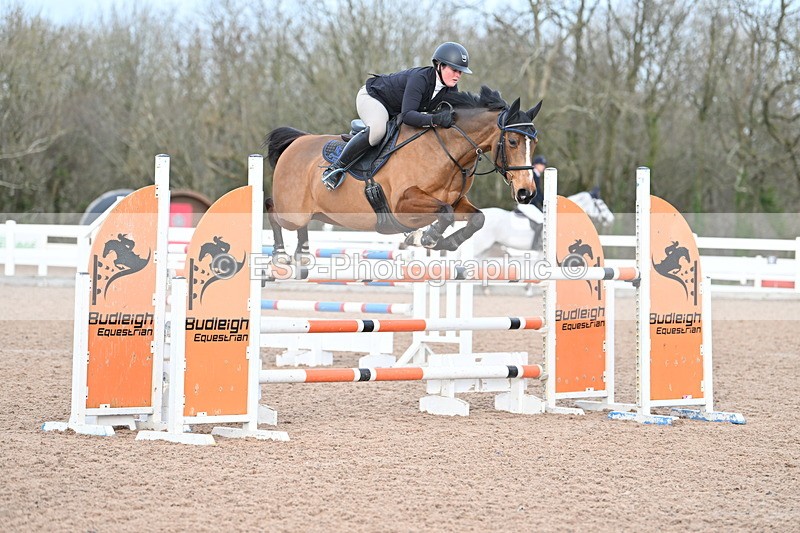 231208A-125506-00864 - Cls 5 Newcomers & 1.10m Open