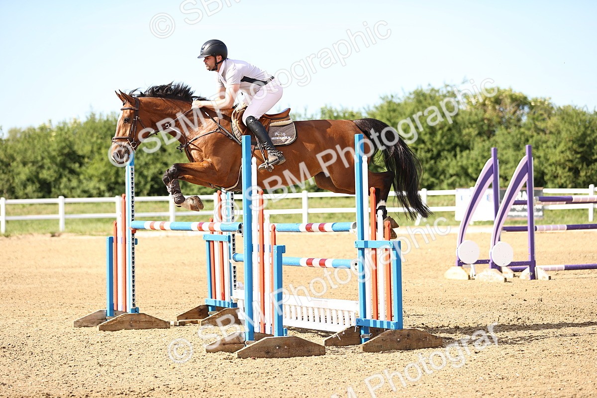 SBM_002965 - Class 5 - Senior Foxhunter - 1.20m