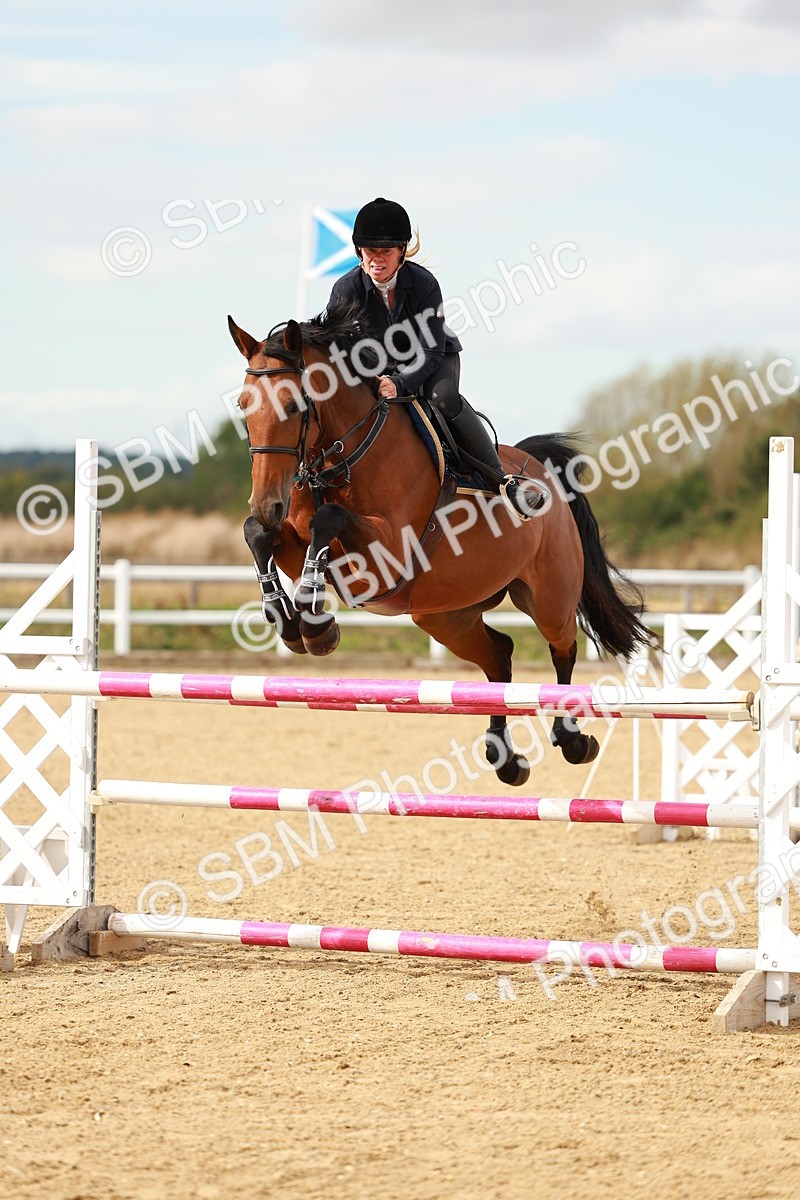 SBM_001404 - Class 4 - Senior Newcomers - 1.10m