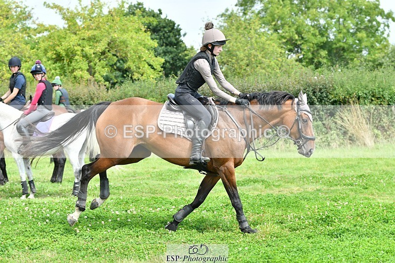 230817-140155-01121 - Theo's 1st Group - XC