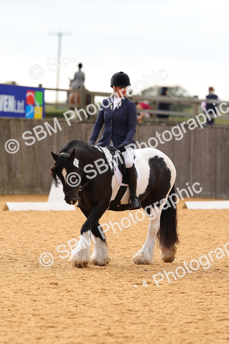SBM_47417 - D6 - Small Tour Championship - Intro C