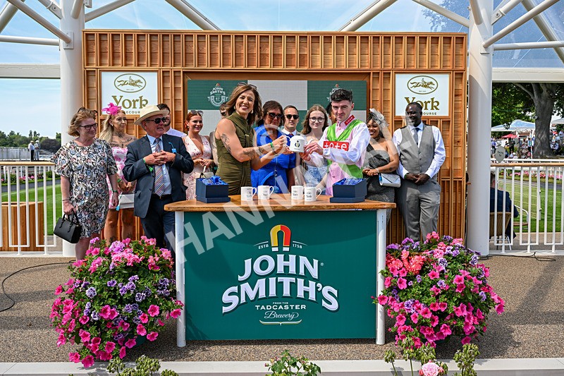 110726-Race 1-Big Cigar-1720 - Race 1 14.02pm John Smith's Nursery Handicap