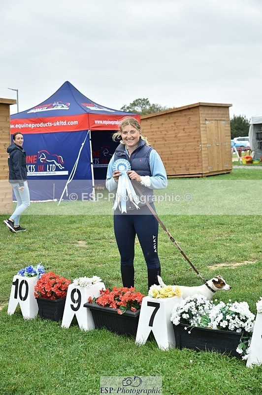 240831A-142022-03835 - 90 Presentations