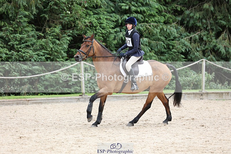 240823X-143514-18492 - 70cm R1 13.45 to 15.30