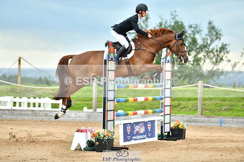 230720A-155148-04070 - Cls 9, 2 Star Big 1.40m Start to break