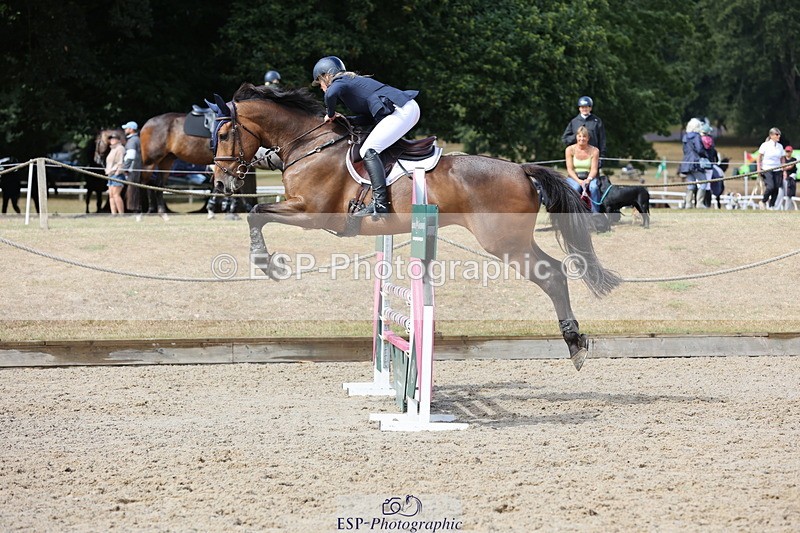 250829A-122255-01630 - Cls 7 British Novice and 90cm