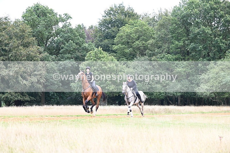 DSC_6320 - Time at Statue 12:17 to 12:44