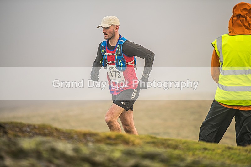 Sale-617 - Sale Fell Race Saturday 22nd November 2025