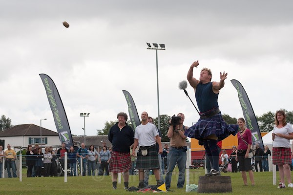 11 - Hammer Throwing