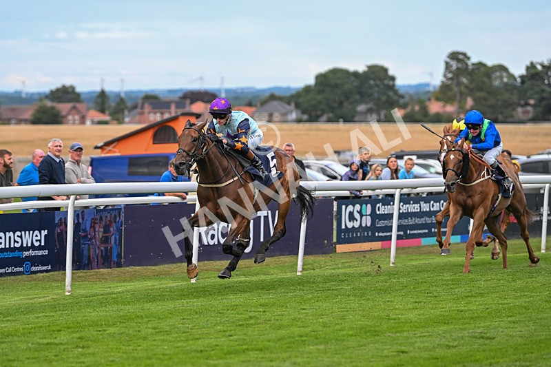 210725-Race 3-Mysteryofthesands-7195 - Race 3