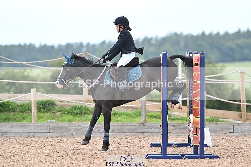 240813-155810-00123 - Clear round & 60cm
