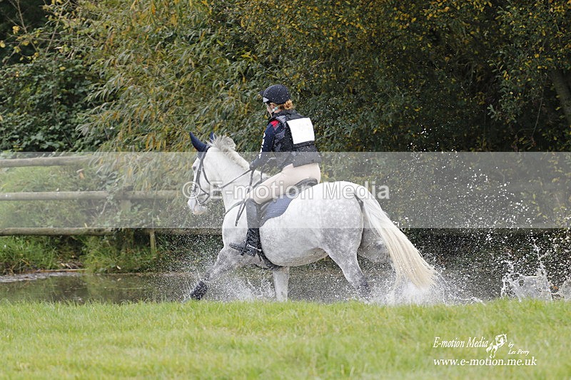 WWHT 171021 2358 - Novice Pairs (0.80m)  17/10/21