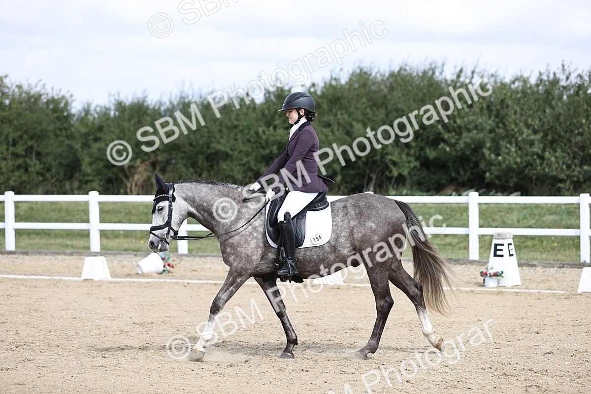 SBM_016259 - Class 14 - Novice 23 - 10.29-11.32