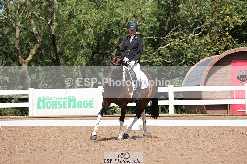 240816A-120501-04342 - 191-Sarah.Tancock-Fairly.Smart