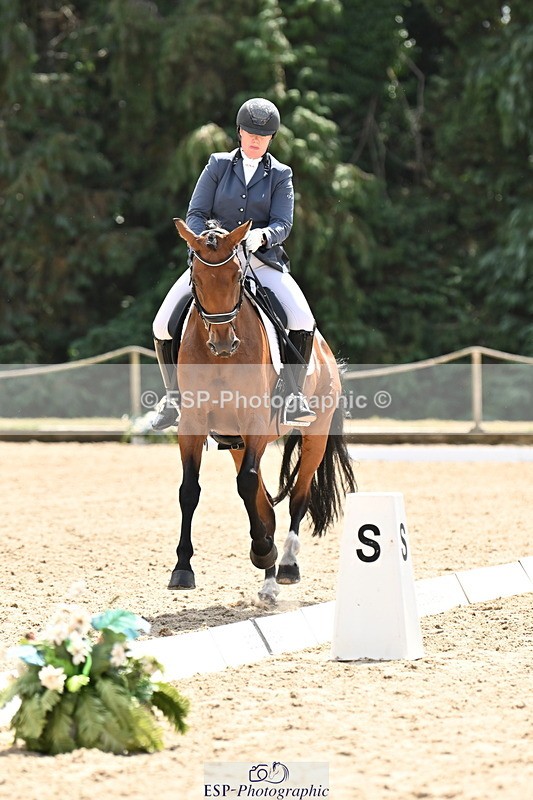 250808A-154548-01621 - 110-Alice.OppenheimerHeadmore.Forever.Ruby