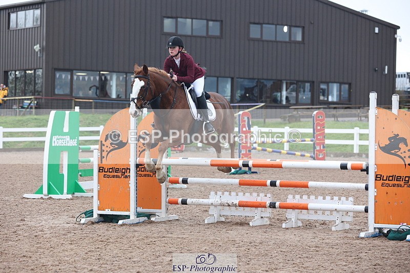 231112A-100138-03166 - Cls 17 Blue Chip Novice Winter Qualifier